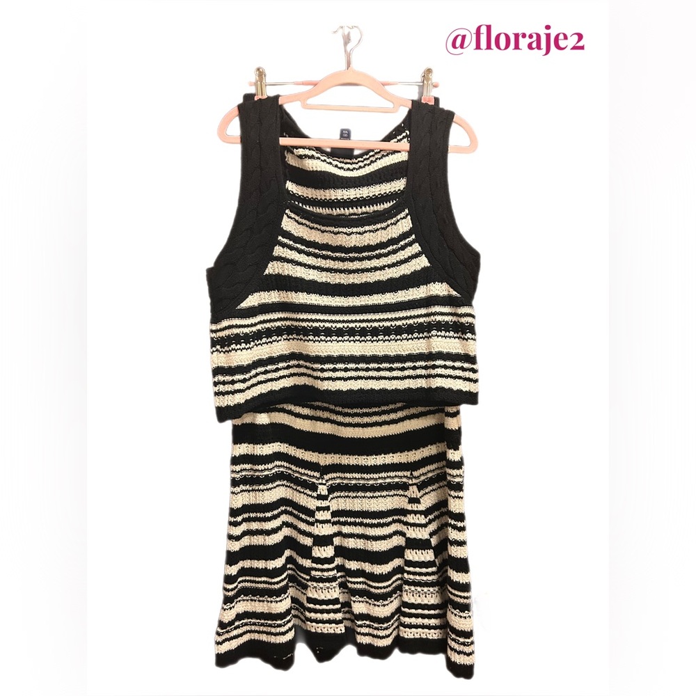 Scoop B&W Crochet Crop Top & Trumpet Midi Skirt Set XXL